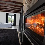 Villa Athos