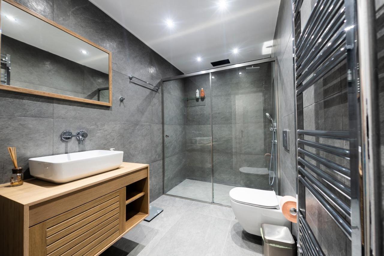 Apartment Athos